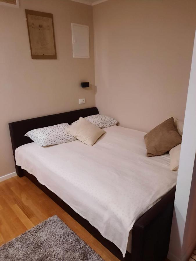 Studio Apartman Chiara Zagreb Extérieur photo